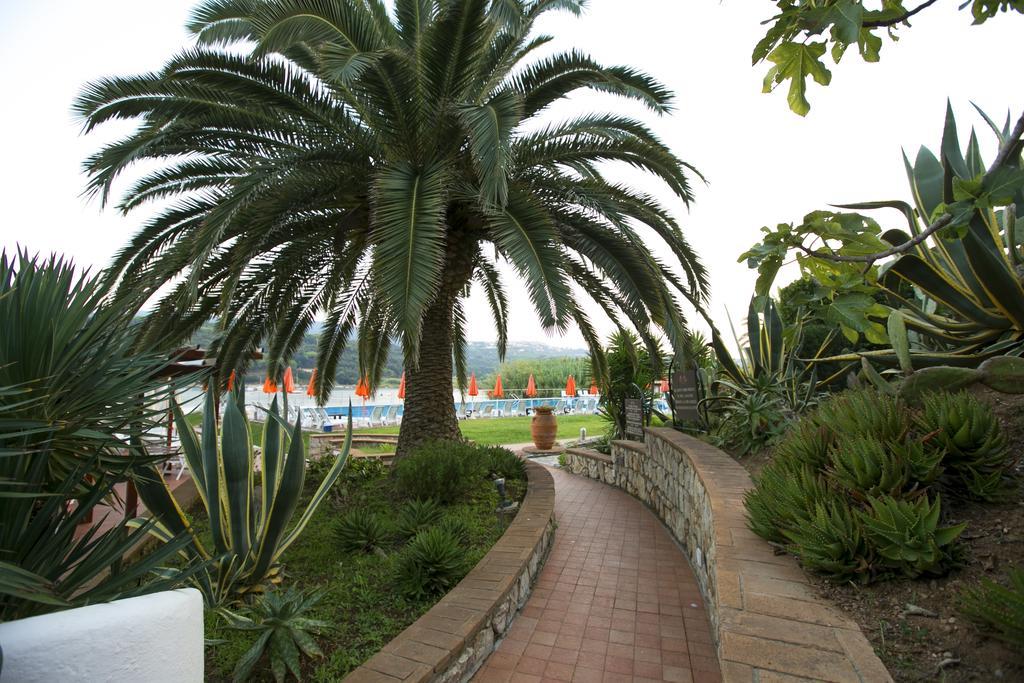 Hotel Cala Di Mola Порто-Аццурро Екстер'єр фото